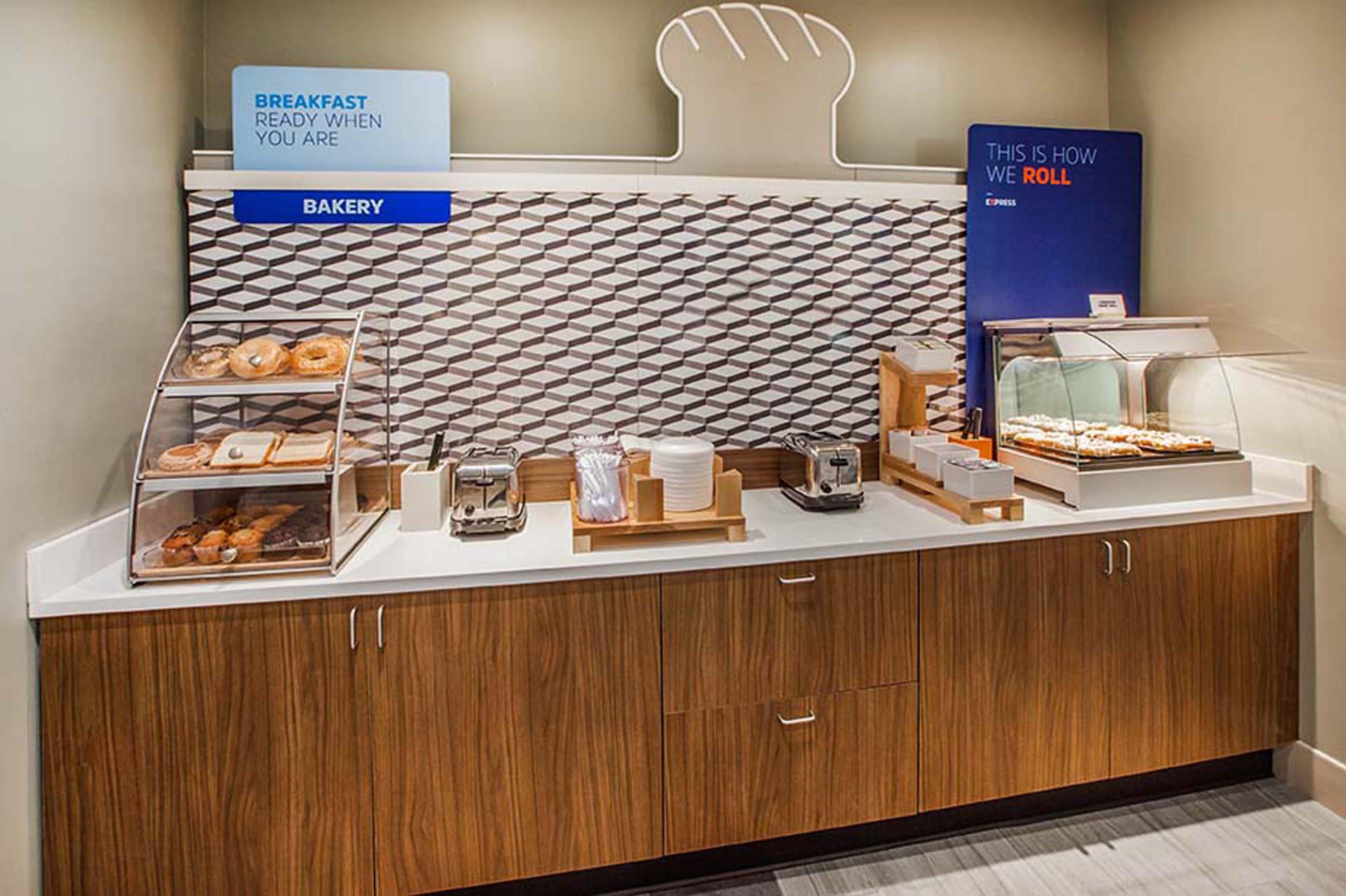 Holiday Inn Express Hotel & Suites Minneapolis-Downtown Convention Center By Ihg Buitenkant foto