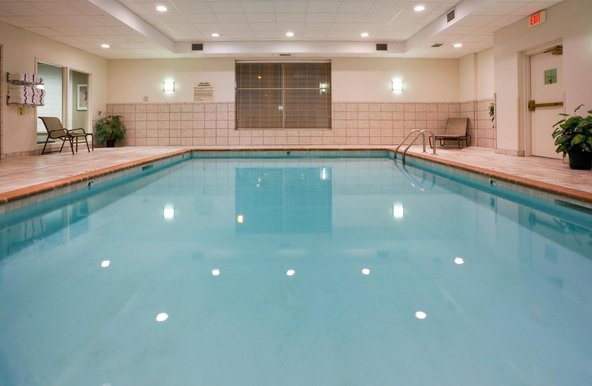 Holiday Inn Express Hotel & Suites Minneapolis-Downtown Convention Center By Ihg Buitenkant foto